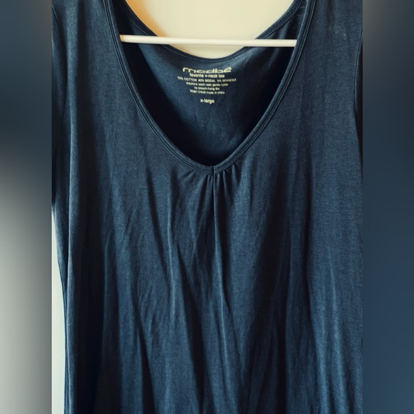 Modbe Navy Blouse - Picture 5 of 6